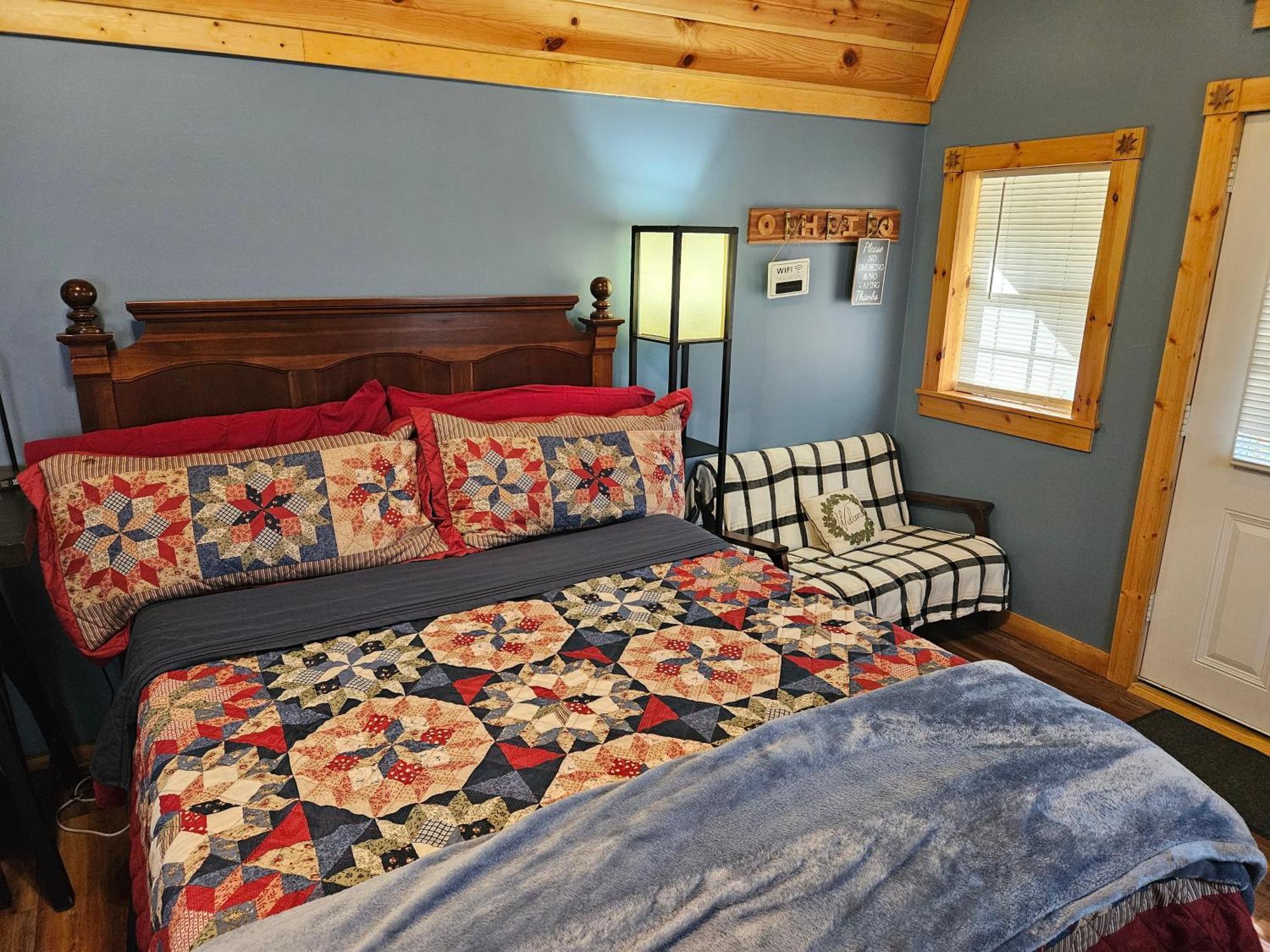 Acorn Cottage At Hocking Vacations Logan Exteriér fotografie